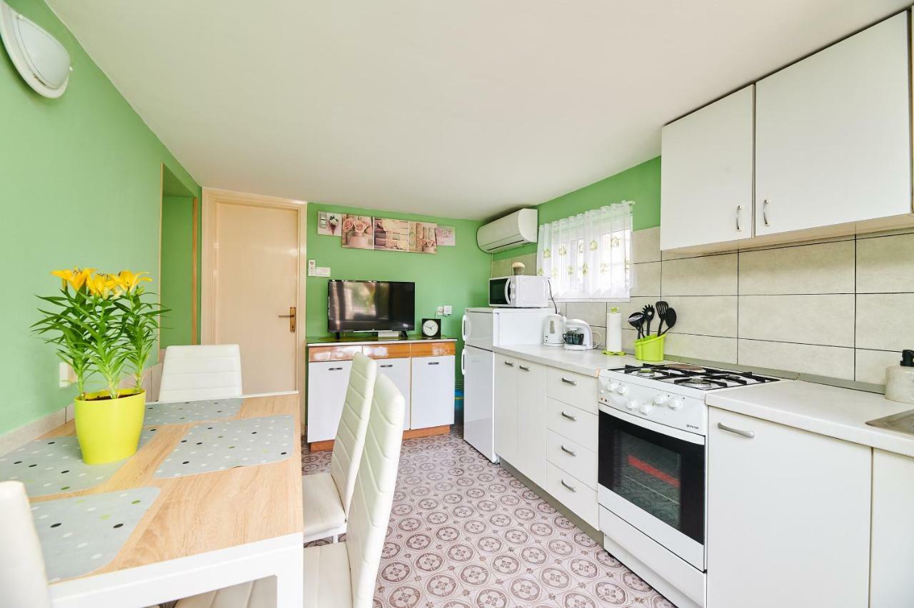 Apartment Ante Umag Eksteriør billede